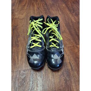 Under Armour Mens Cleats used one season size 8 1/2